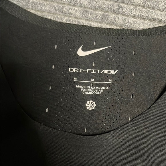 Nike Black Crop Tank Top Fitted Sleeveless - Picture 5 of 7